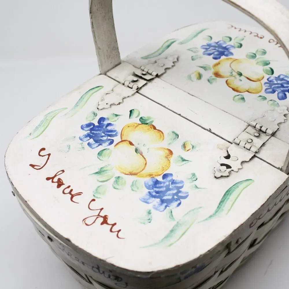Vintage basket purse